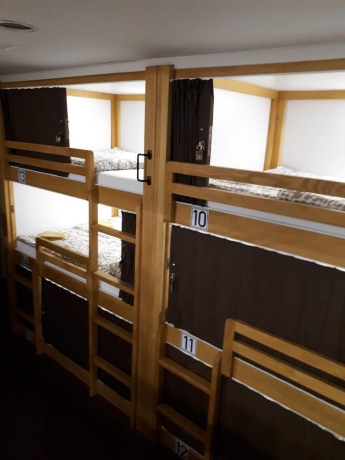 לובליאנה Hostel Railway מראה חיצוני תמונה